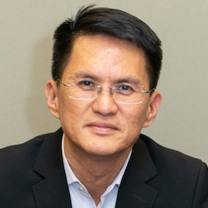 Steven Tan